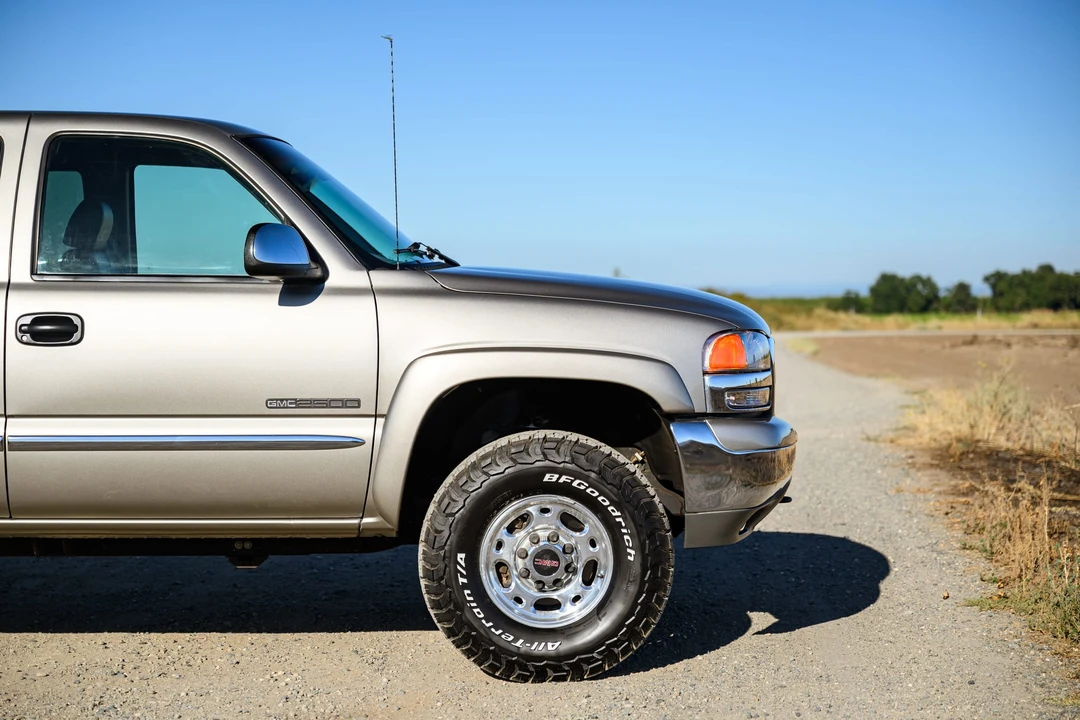 1999 GMC Sierra 2nd Gen - Image 28 of 31