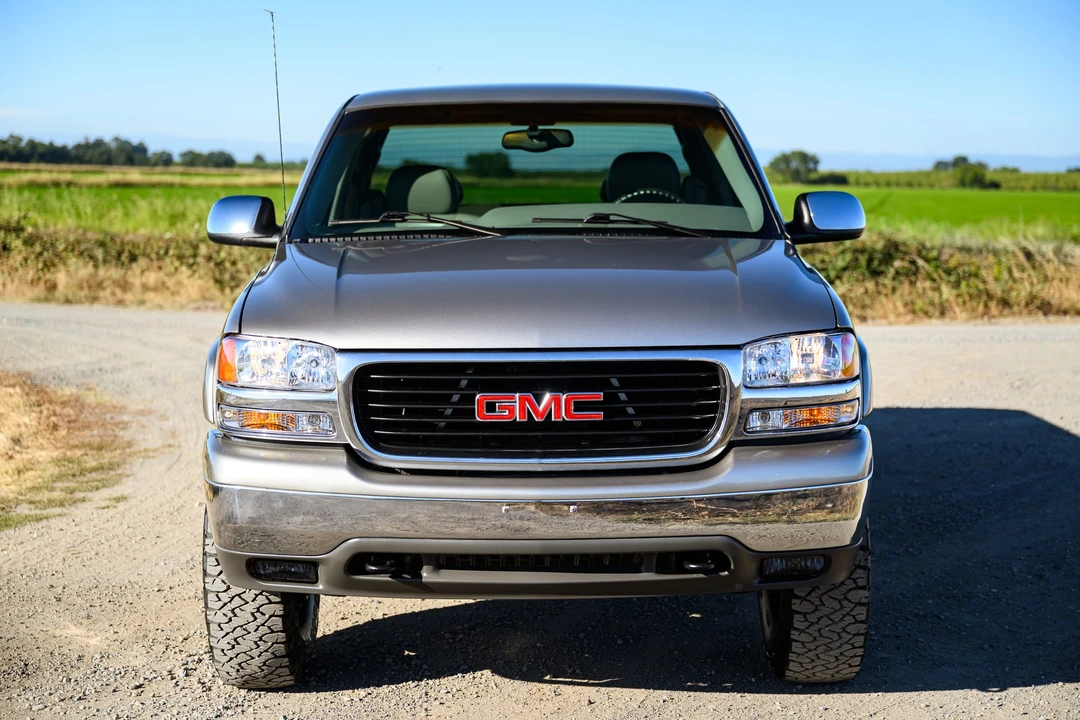 1999 GMC Sierra 2nd Gen - Image 10 of 31