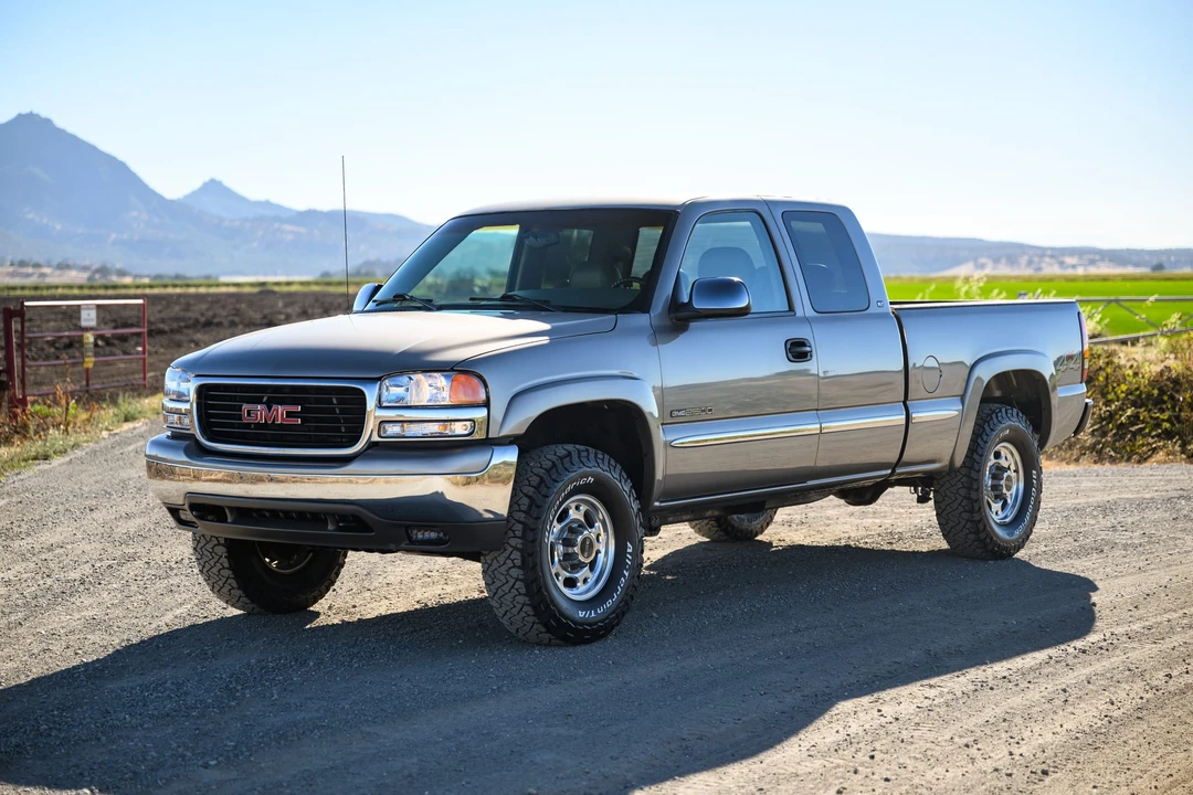 1999 GMC Sierra 2nd Gen - Image 4 of 31