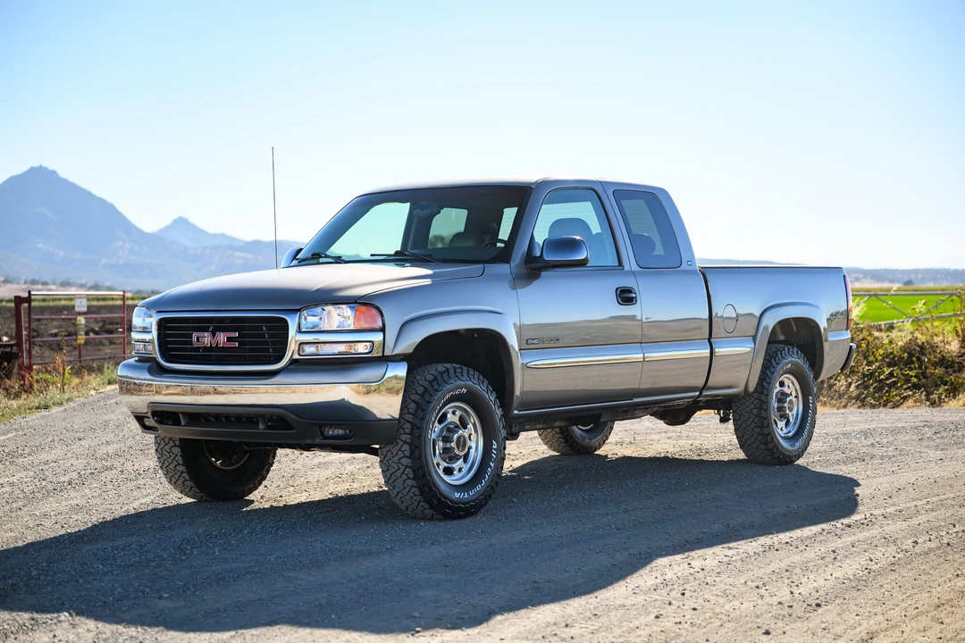 1999 GMC Sierra 2nd Gen - Image 5 of 31