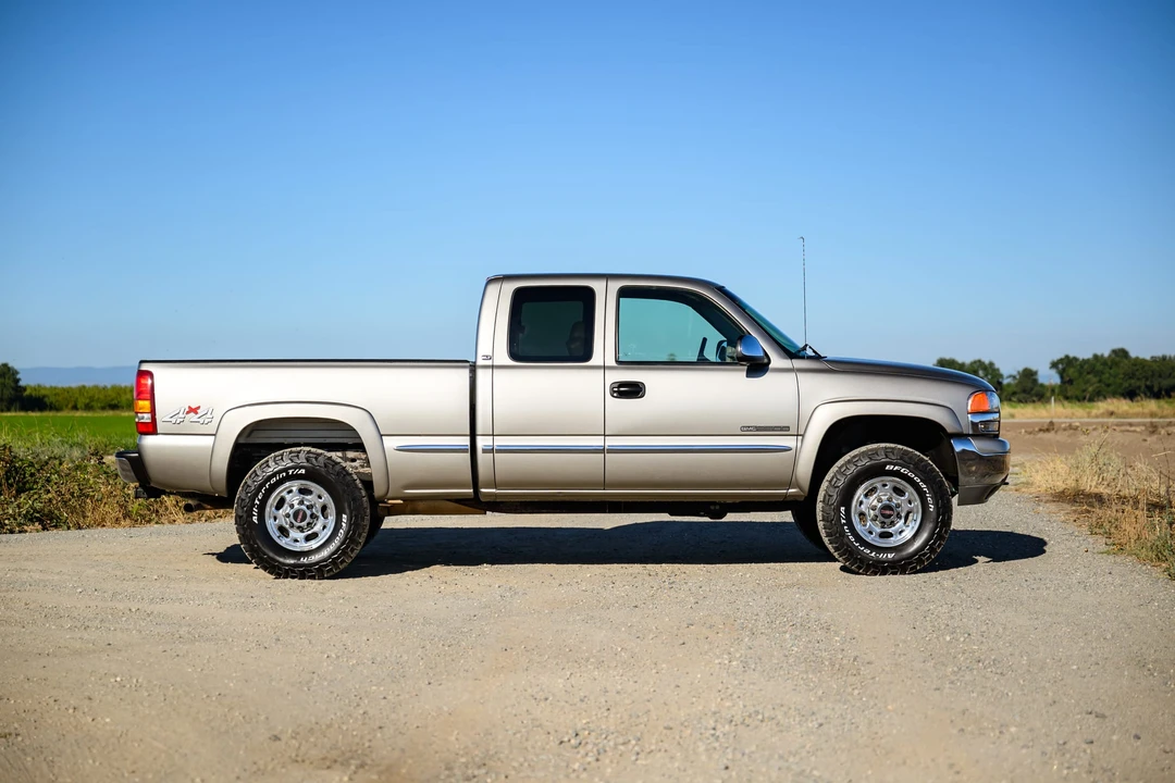 1999 GMC Sierra 2nd Gen - Image 18 of 31
