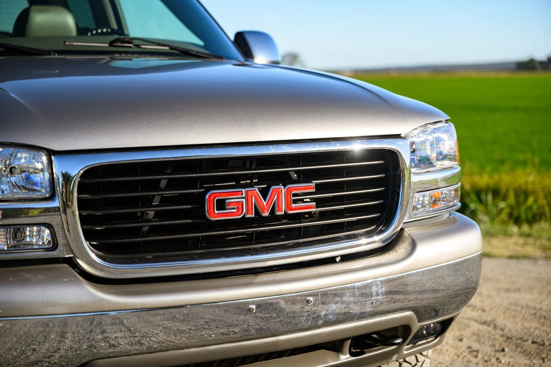 1999 GMC Sierra 2nd Gen - Image 26 of 31