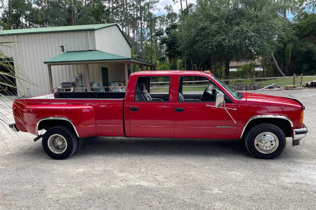 1999 GMC Sierra 1st Gen - Image 3 of 31