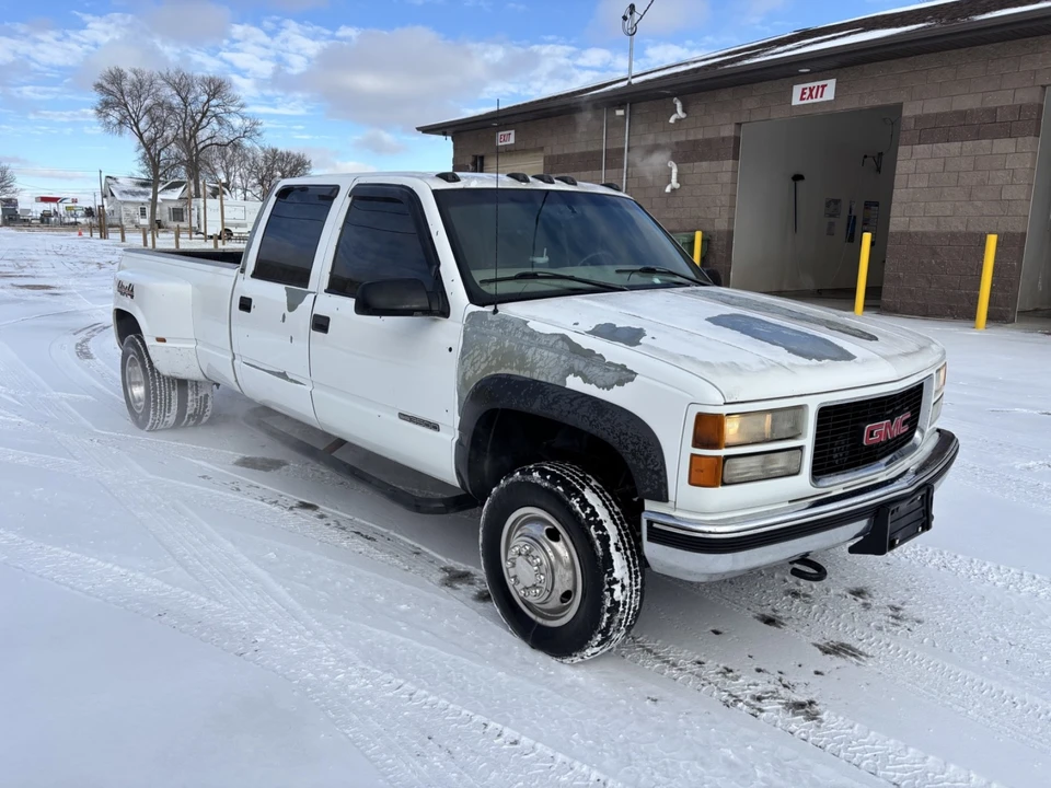 1999 GMC Sierra 1st Gen - Image 3 of 12