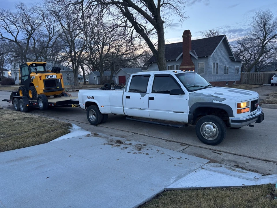 1999 GMC Sierra 1st Gen - Image 4 of 12