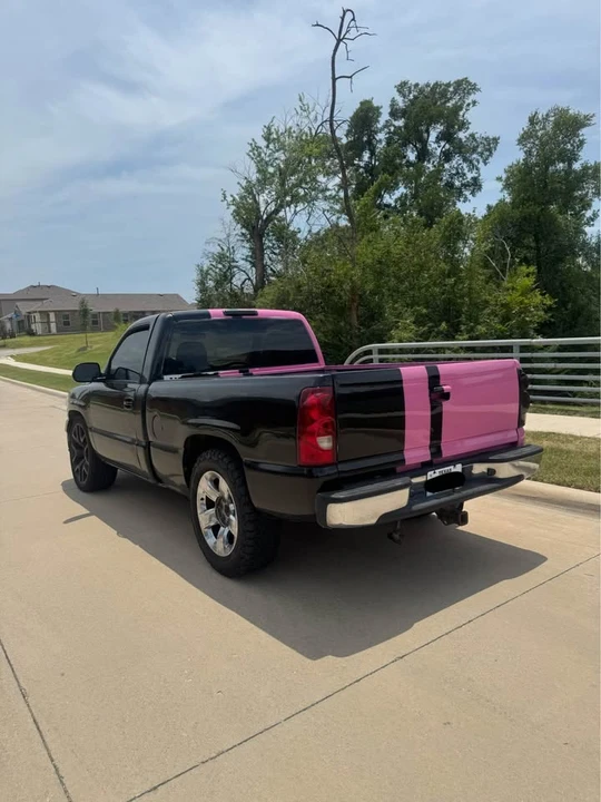 1999 GMC Sierra 2nd Gen - Image 2 of 8