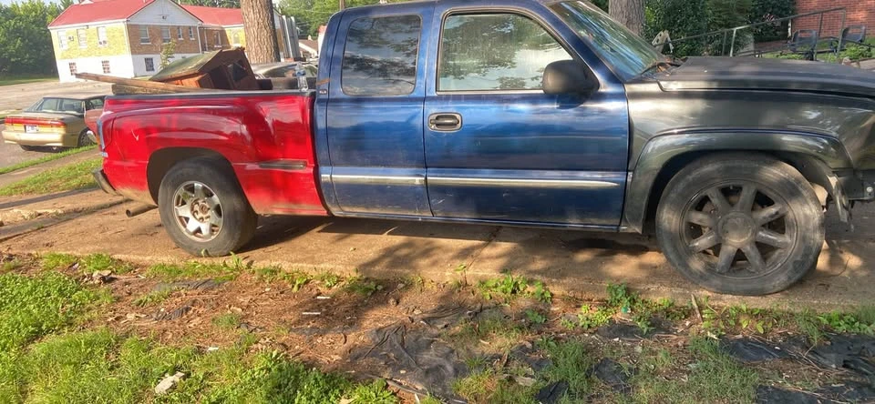 1999 GMC Sierra 1st Gen - Image 2 of 3