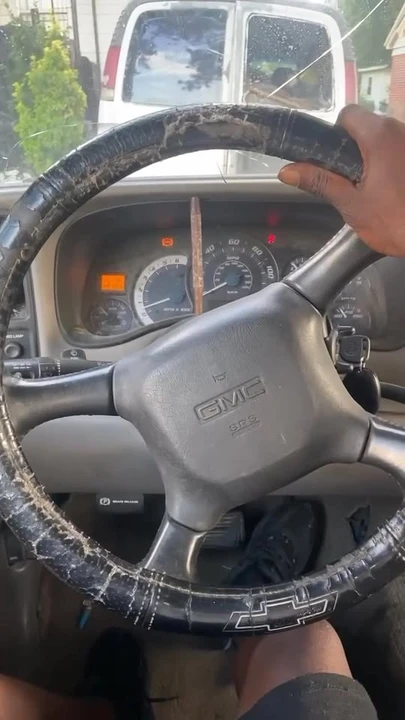 1999 GMC Sierra 1st Gen - Image 3 of 3