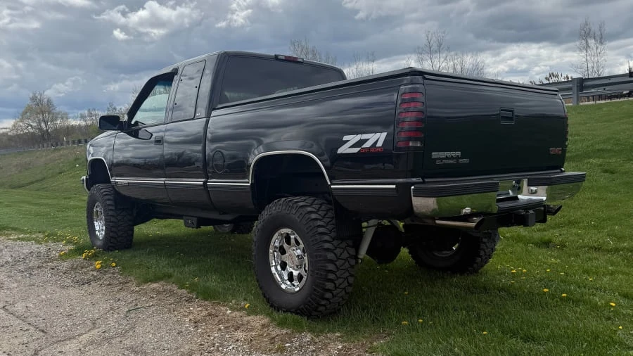 1999 GMC Sierra 1st Gen - Image 3 of 12