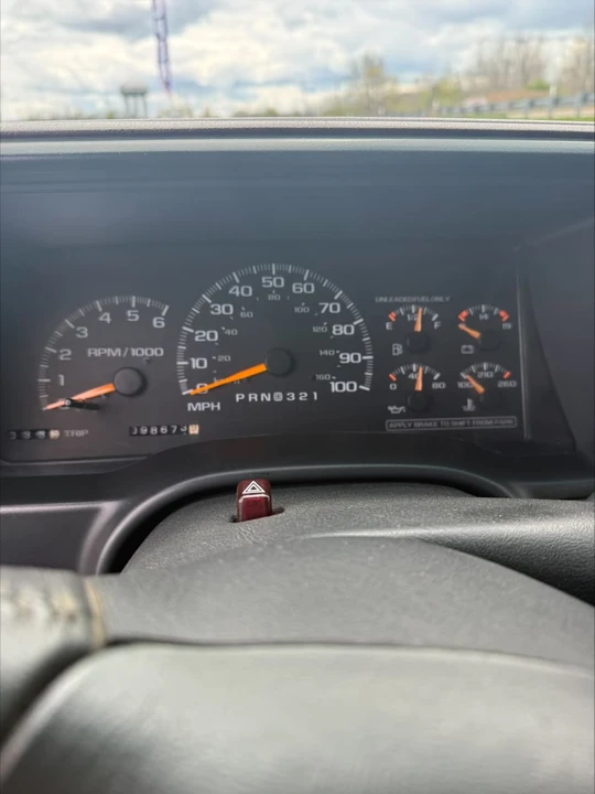 1999 GMC Sierra 1st Gen - Image 9 of 12