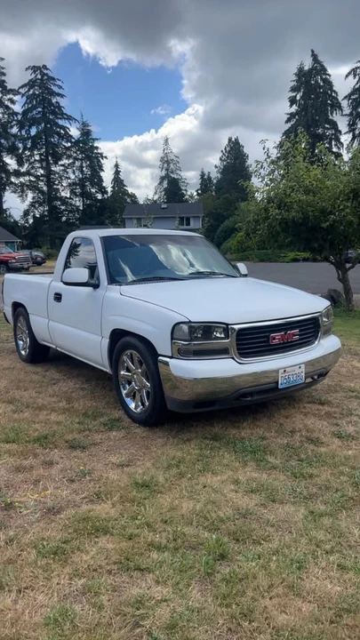 1999 GMC Sierra 1st Gen - Image 2 of 16