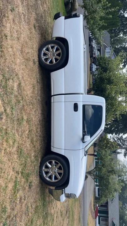 1999 GMC Sierra 1st Gen - Image 5 of 16