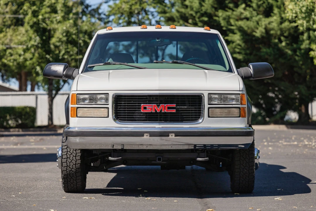 1999 GMC Sierra Heavy Duty 2nd Gen - Image 20 of 31