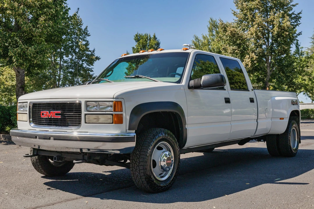 1999 GMC Sierra Heavy Duty 2nd Gen - Image 4 of 31