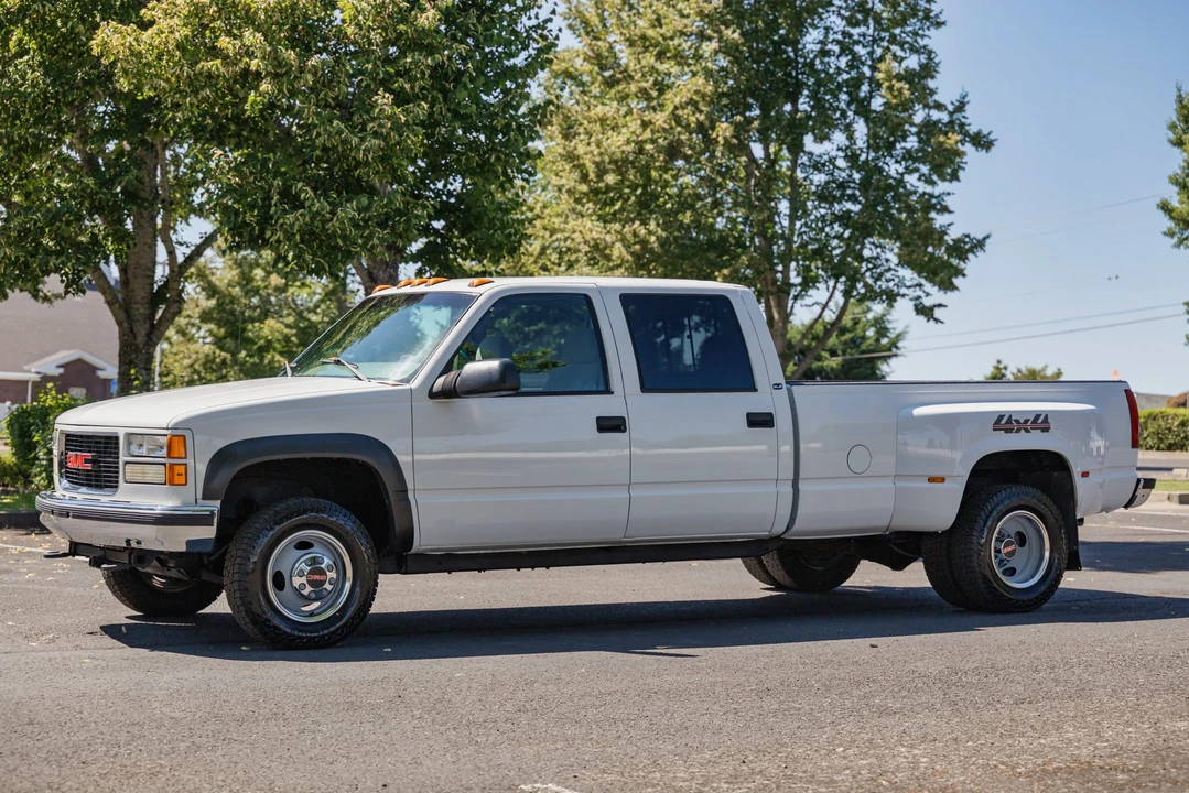 1999 GMC Sierra Heavy Duty 2nd Gen - Image 6 of 31
