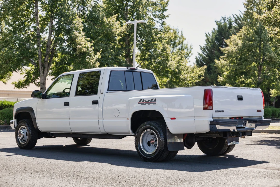 1999 GMC Sierra Heavy Duty 2nd Gen - Image 8 of 31
