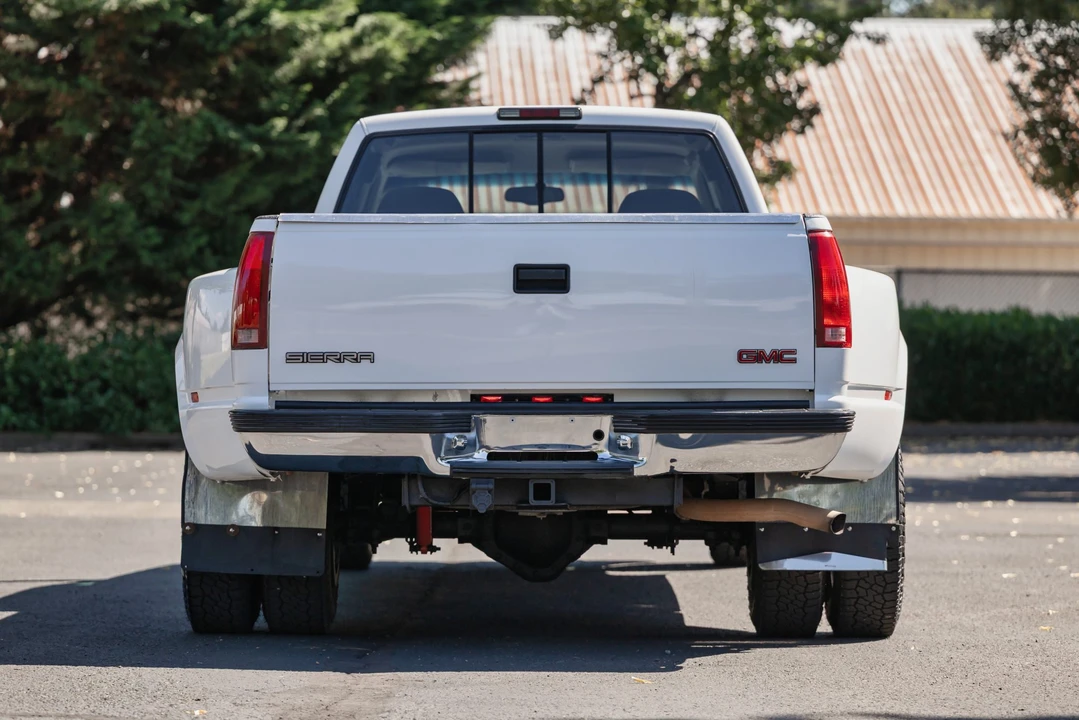 1999 GMC Sierra Heavy Duty 2nd Gen - Image 11 of 31