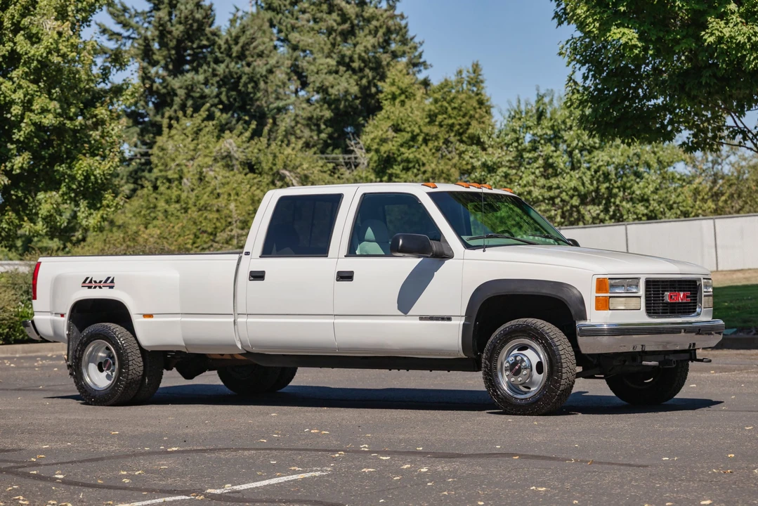1999 GMC Sierra Heavy Duty 2nd Gen - Image 15 of 31