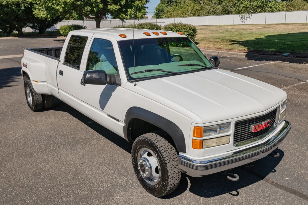 1999 GMC Sierra Heavy Duty 2nd Gen - Image 18 of 31