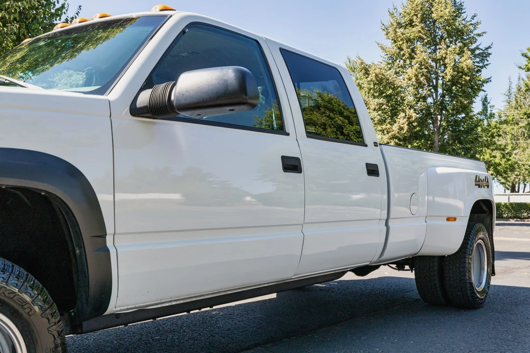 1999 GMC Sierra Heavy Duty 2nd Gen - Image 26 of 31