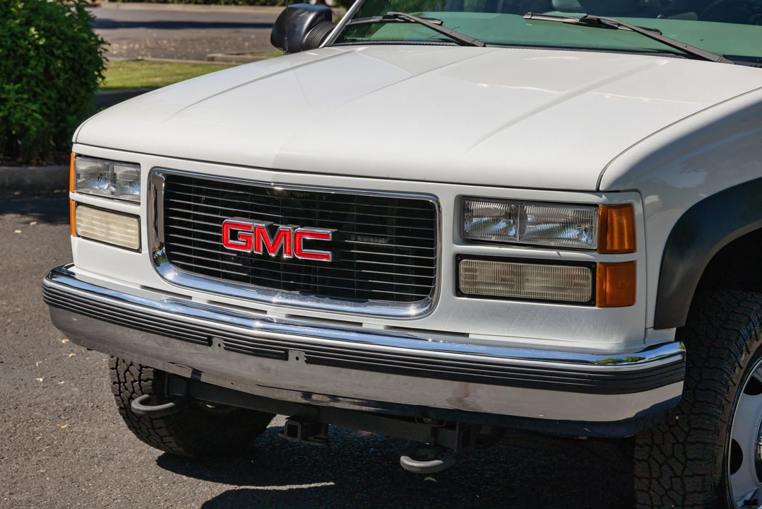 1999 GMC Sierra Heavy Duty 2nd Gen - Image 24 of 31