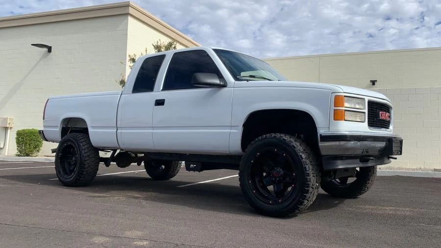 1999 GMC Sierra 2nd Gen - Image 3 of 9