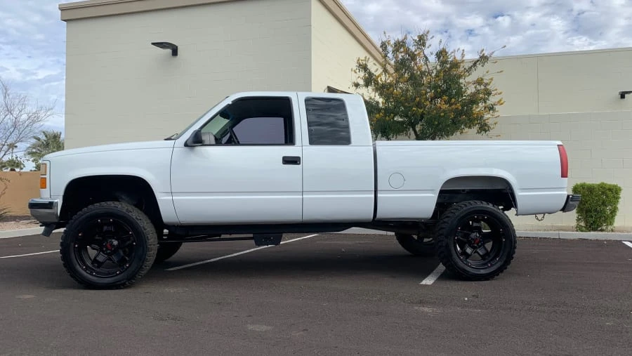 1999 GMC Sierra 2nd Gen - Image 5 of 9
