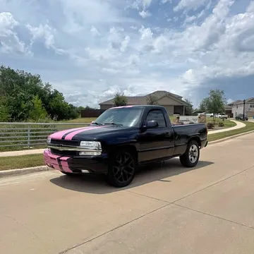 1999 GMC Sierra Pickup 2D 6 1/2 Dr