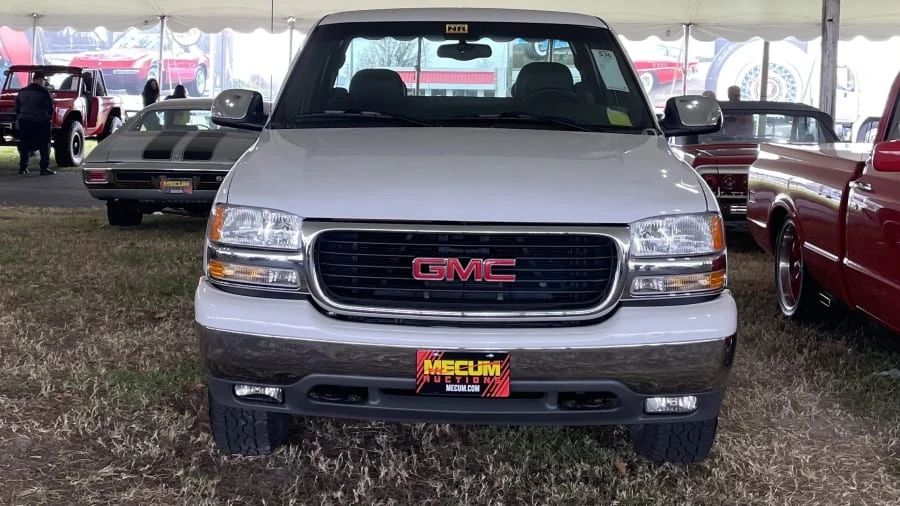 1999 GMC Sierra 2nd Gen - Image 2 of 6