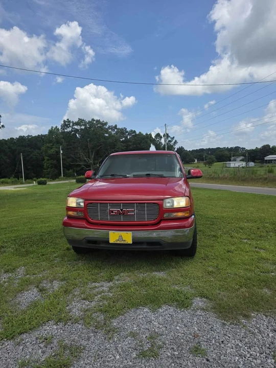 1999 GMC Sierra 1st Gen - Image 2 of 9