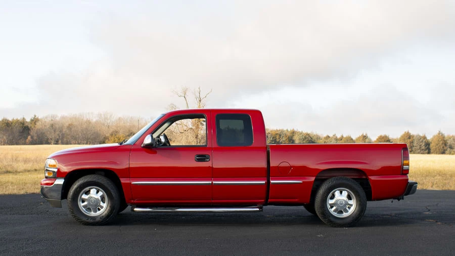 1999 GMC Sierra 2nd Gen - Image 2 of 13
