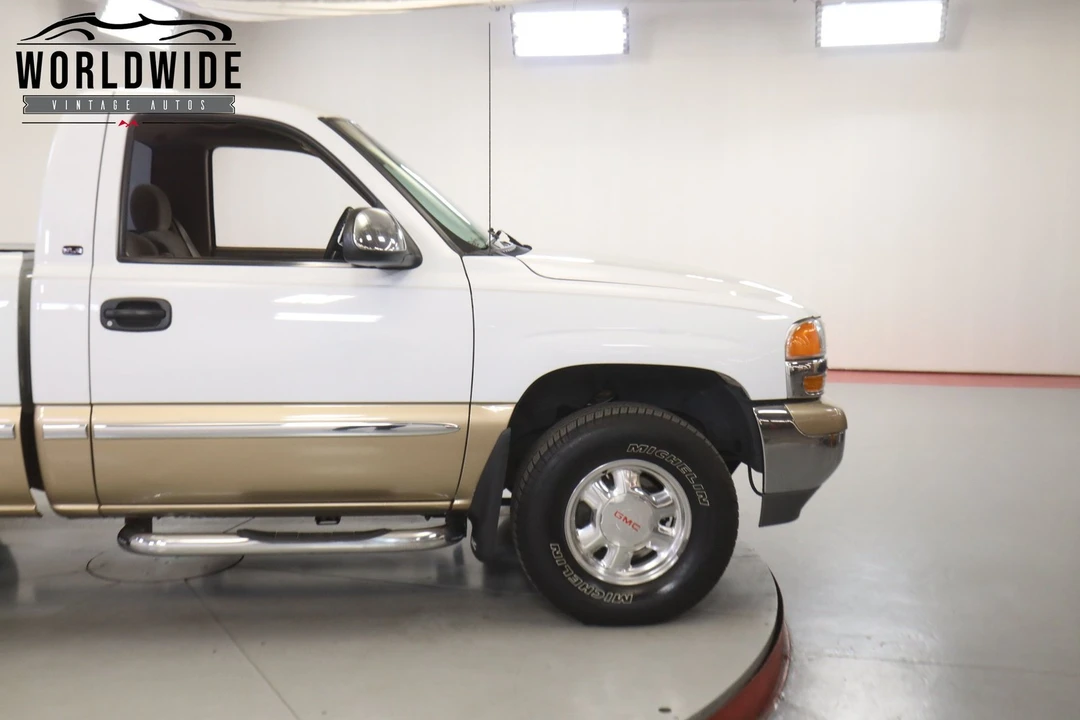 1999 GMC Sierra 2nd Gen - Image 8 of 12