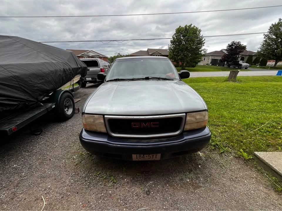 1999 GMC S-15/Sonoma - Image 2 of 4