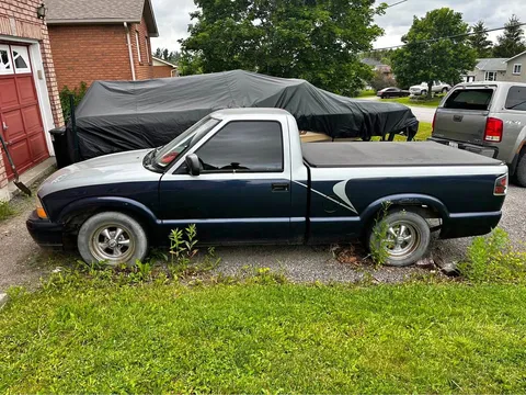 1999 GMC Sonoma