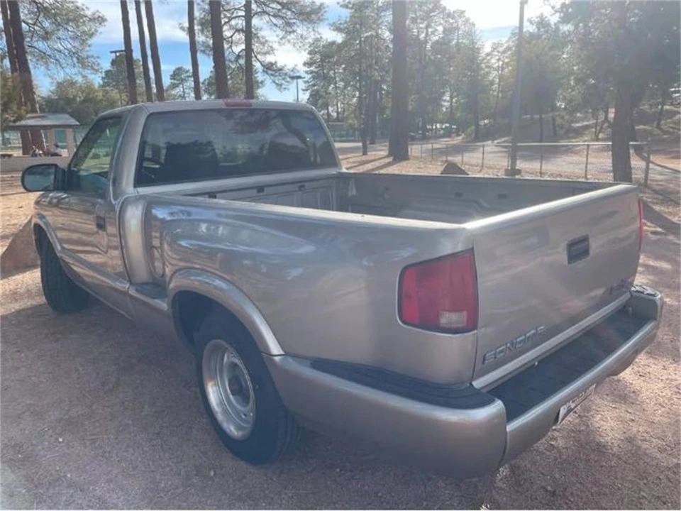 1999 GMC S-15/Sonoma - Image 16 of 19