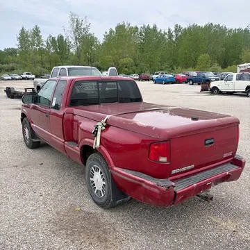 1999 GMC Sonoma Extended Cab Short Bed