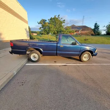 1999 GMC Sonoma Regular Cab Long Bed