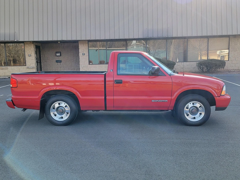 1999 GMC S-15/Sonoma - Image 14 of 31