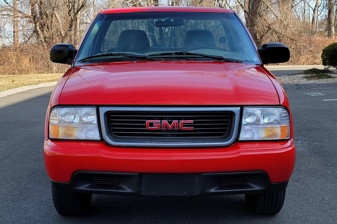 1999 GMC S-15/Sonoma - Image 2 of 31
