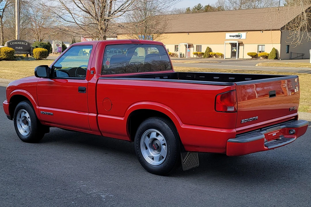 1999 GMC S-15/Sonoma - Image 4 of 31