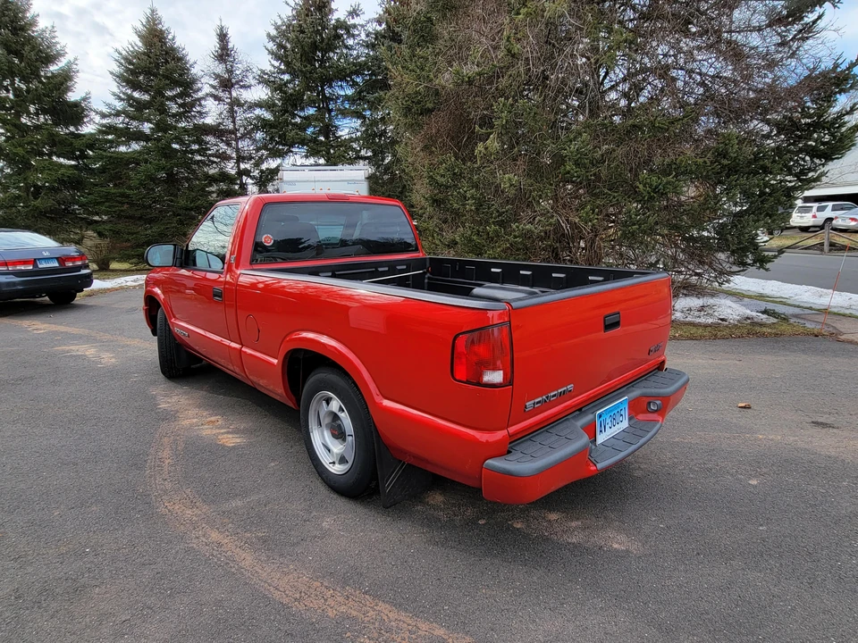 1999 GMC S-15/Sonoma - Image 11 of 31