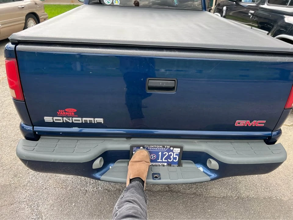 1999 GMC S-15/Sonoma - Image 4 of 5