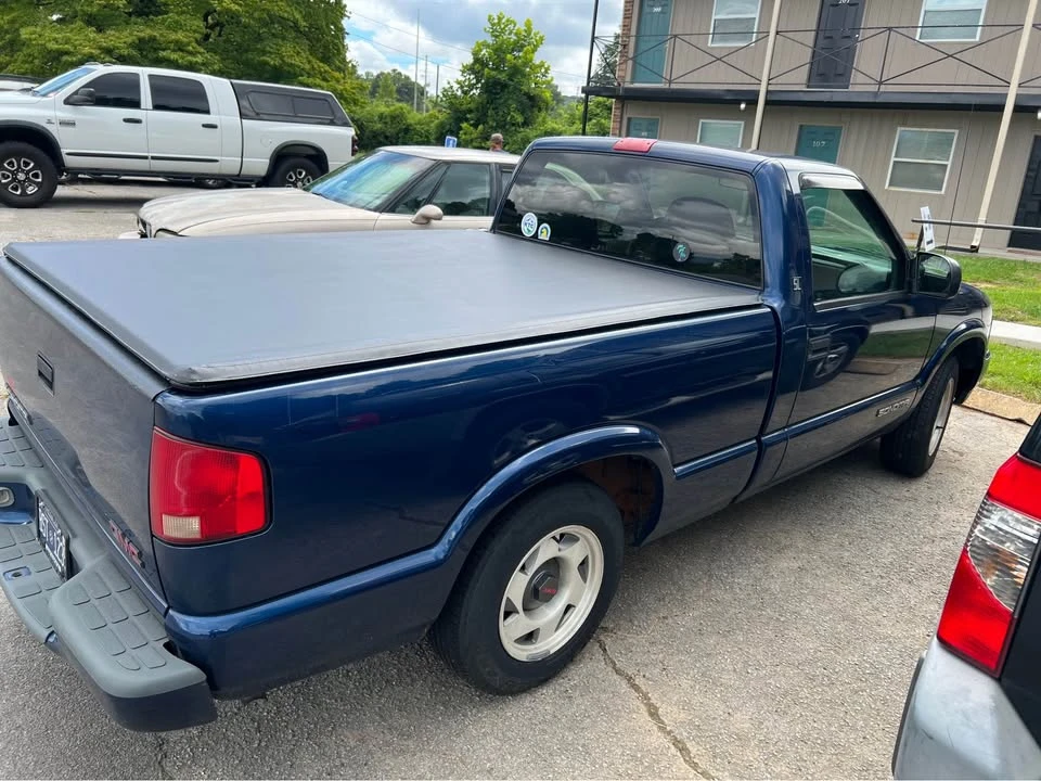 1999 GMC S-15/Sonoma - Image 2 of 5