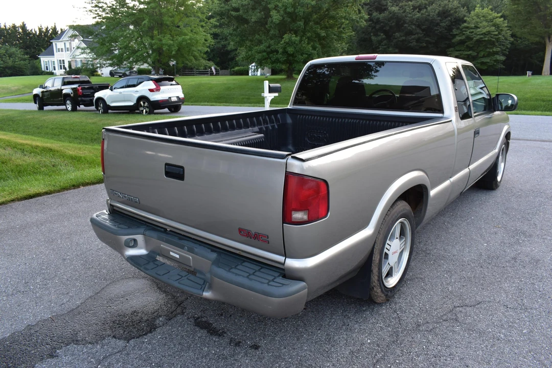 1999 GMC S-15/Sonoma - Image 14 of 31
