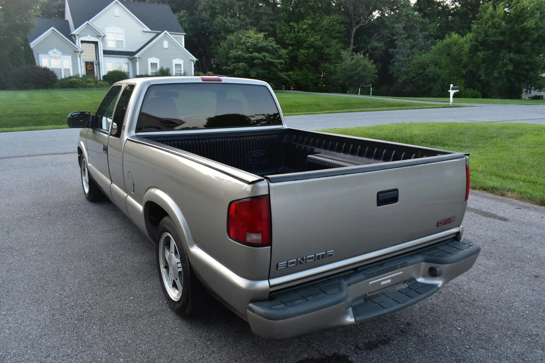 1999 GMC S-15/Sonoma - Image 17 of 31