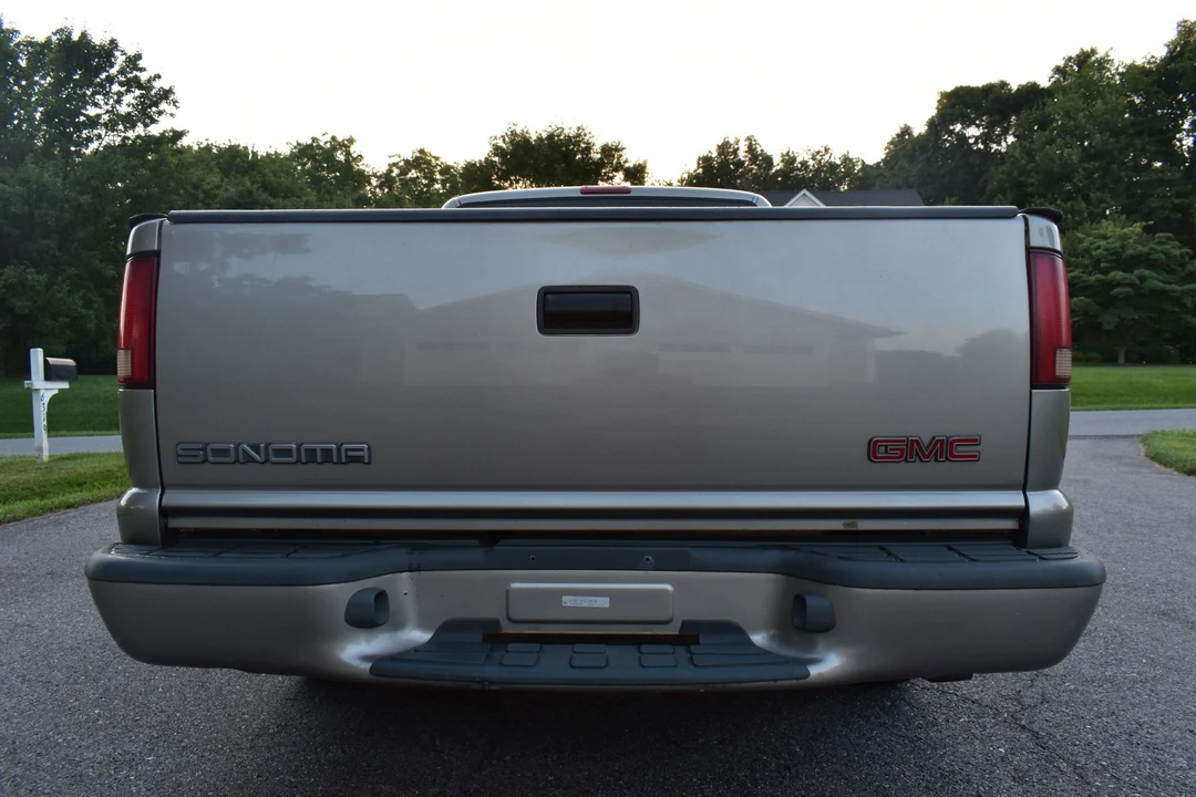 1999 GMC S-15/Sonoma - Image 16 of 31
