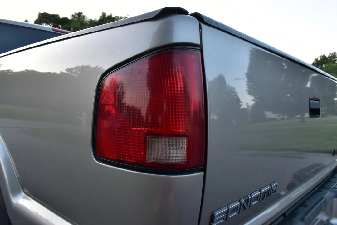 1999 GMC S-15/Sonoma - Image 27 of 31