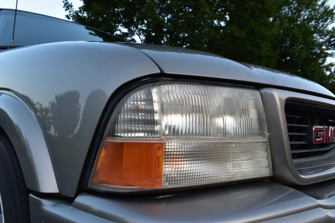 1999 GMC S-15/Sonoma - Image 25 of 31