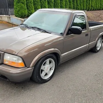 1999 GMC Sonoma SLS Sport 2dr Standard Cab SB