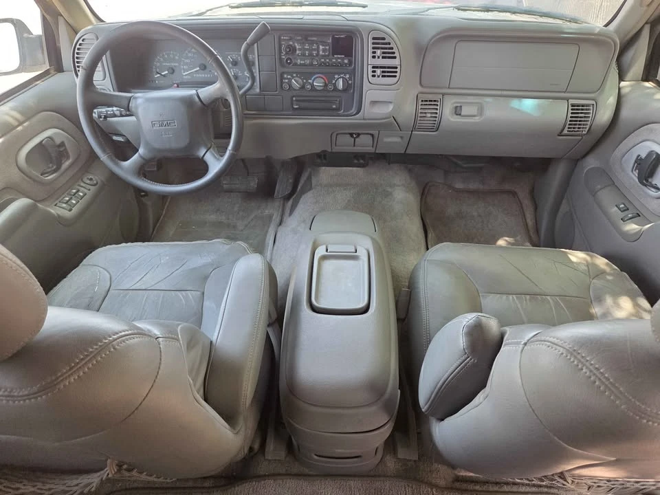 1999 GMC Suburban 8th Gen - Image 6 of 6
